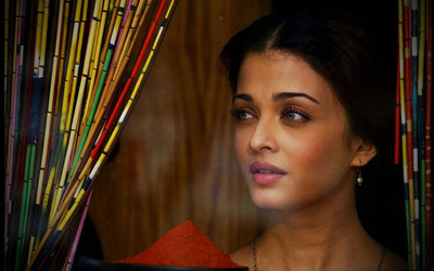 

Celebrity Aishwarya Rai Actresses India HD Wall Poster on fine art paper 13x19 Fine Art Print(19 inch X 13 inch, Rolled)