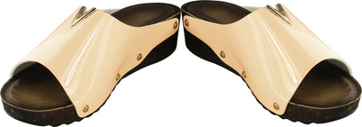 

Rare Women Cream Wedges