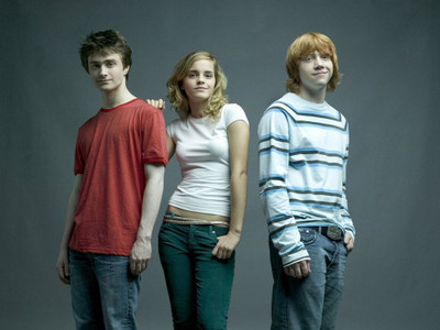 

Emma Watson, Rupert Grint And Danielle Radcliffe Fine Art Poster on fine art paper 13x19 Fine Art Print(19 inch X 13 inch, Rolled)