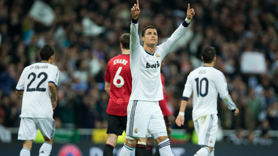 

real madrid cristiano ronaldo manchester unaited cr7 on fine art paper 13x19 Paper Print(19 inch X 13 inch, Rolled)