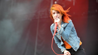 

hayley williams paramore singer stage microphone speech on fine art paper 13x19 Fine Art Print(19 inch X 13 inch, Rolled)