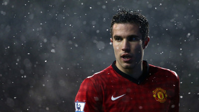 

robin van persie manchester united footballer on fine art paper 13x19 Paper Print(19 inch X 13 inch, Rolled)