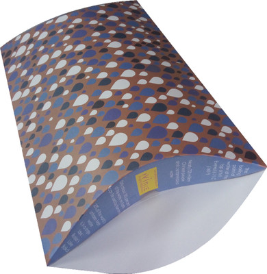

EVINCE GIFT BAGS - GIFT CLUTCHES eVincE GIFT PAPER CLUTCH - 5x 1 (10" X 8")- Gift it in our innovative flowing water composition with interesting facts of water to share. PAPER Gift Wrapper(MAUE ANDPINK)
