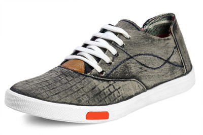 

RockyMount Sneakers For Men(Brown, Black