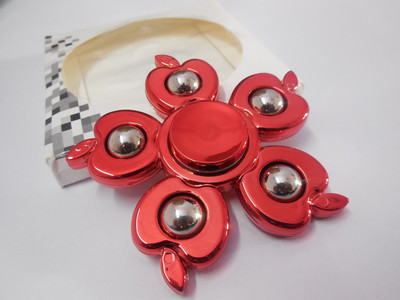 LURAP STYLE RED COLOR CHROME EDITION SPINNER(Red)