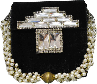 

Falah Party Black Clutch