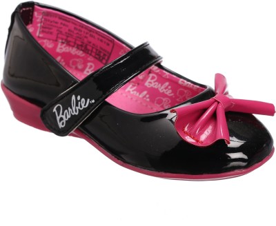 

Barbie Girls Strap Walking Shoes(Black