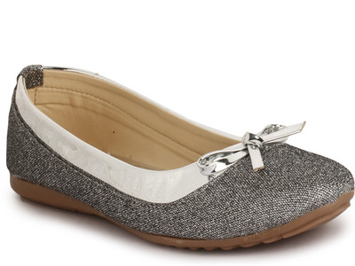 

VAYONAA Bellies For Women(Silver