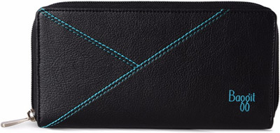 

Baggit Casual Black Clutch