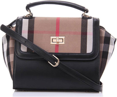 

Don Cavalli Hand-held Bag(Black)