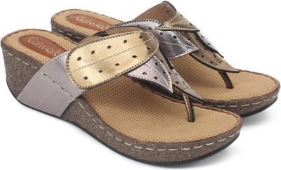 

Catwalk Women BRONZE Wedges