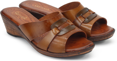 

Catwalk Women Brown Wedges