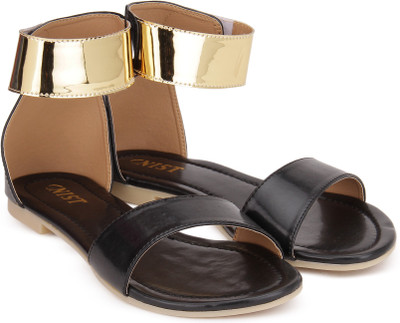 

Gnist Women Black Flats