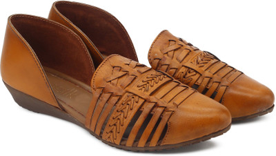 

Catwalk Bellies For Women(Brown