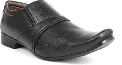 

World Walker Black Shoes Slip On For Men(Black)