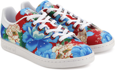 

ADIDAS STAN SMITH W Running shoes For Women(Red, Multicolor, Powred/powred/ftwwht