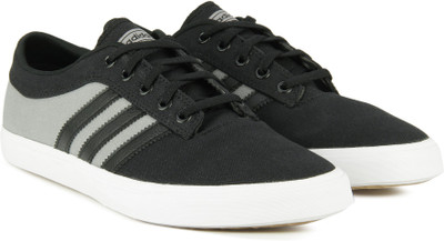 

ADIDAS ORIGINALS SELLWOOD Sneakers For Men(Black, Grey, Cblack/chsogr/ftwwht