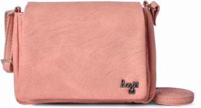 

Baggit Women Casual Pink PU Sling Bag