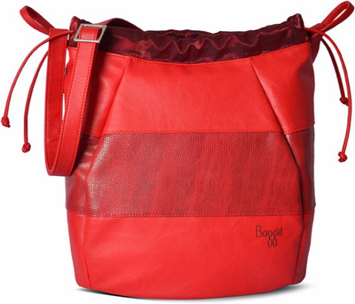 

Baggit Women Casual Red PU Sling Bag