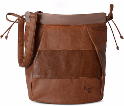 

Baggit Women Casual Brown PU Sling Bag