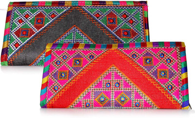 

Indian Sparrow Casual Multicolor Clutch
