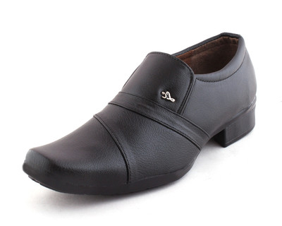 

Amanio Leather Formals Slip On For Men(Black
