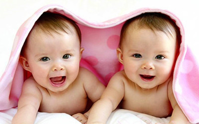 

Akhuratha Wall Poster For Room Cute Adorable Baby Child's Love New Born Infant Kids Toddlers Smiling Paper Print(12 inch X 18 inch, Rolled)