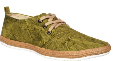 

Karnaaz Casuals For Men(Green