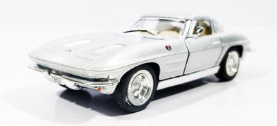 

Jack Royal 1963 Corvette String Ray Silver(Silver)