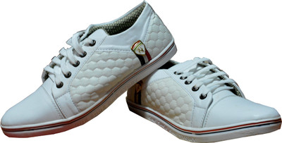 

arkscollections Casuals For Men(White
