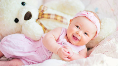 

Akhuratha Wall Poster For Room Cute Adorable Baby Child's Love New Born Infant Kids Toddlers Smiling Paper Print(12 inch X 18 inch, Rolled)