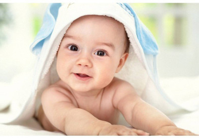 

Akhuratha Wall Poster For Room Cute Adorable Baby Child's Love New Born Infant Kids Toddlers Smiling Paper Print(12 inch X 18 inch, Rolled)