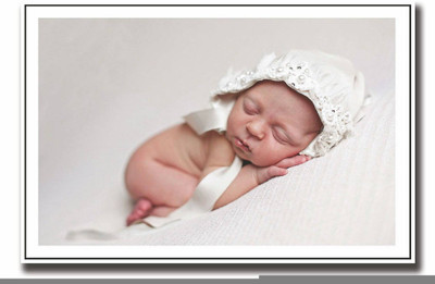 

Akhuratha Wall Poster For Room Cute Adorable Baby Child's Love New Born Infant Kids Toddlers Smiling Paper Print(12 inch X 18 inch, Rolled)