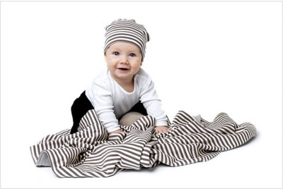 

Akhuratha Wall Poster For Room Cute Adorable Baby Child's Love New Born Infant Kids Toddlers Smiling Paper Print(12 inch X 18 inch, Rolled)