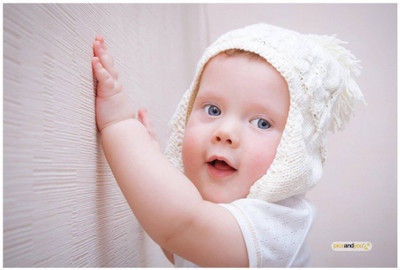 

Akhuratha Wall Poster For Room Cute Adorable Baby Child's Love New Born Infant Kids Toddlers Smiling Paper Print(12 inch X 18 inch, Rolled)