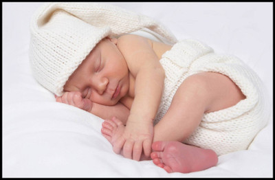 

Akhuratha Wall Poster For Room Cute Adorable Baby Child's Love New Born Infant Kids Toddlers Smiling Paper Print(12 inch X 18 inch, Rolled)