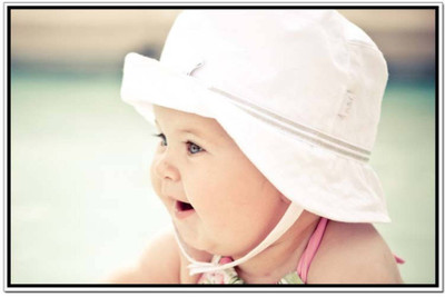 

Akhuratha Wall Poster For Room Cute Adorable Baby Child's Love New Born Infant Kids Toddlers Smiling Paper Print(12 inch X 18 inch, Rolled)