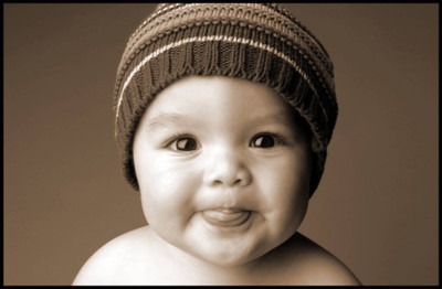 

Akhuratha Wall Poster For Room Cute Adorable Baby Child's Love New Born Infant Kids Toddlers Smiling Paper Print(12 inch X 18 inch, Rolled)