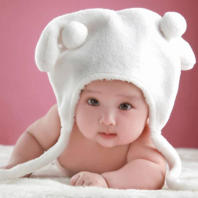 

Akhuratha Wall Poster For Room Cute Adorable Baby Child's Love New Born Infant Kids Toddlers Smiling Paper Print(12 inch X 18 inch, Rolled)