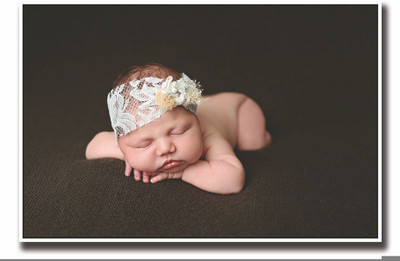 

Akhuratha Wall Poster For Room Cute Adorable Baby Child's Love New Born Infant Kids Toddlers Smiling Paper Print(12 inch X 18 inch, Rolled)