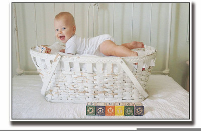 

Akhuratha Wall Poster For Room Cute Adorable Baby Child's Love New Born Infant Kids Toddlers Smiling Paper Print(12 inch X 18 inch, Rolled)