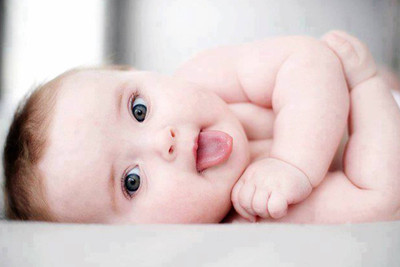 

Akhuratha Wall Poster For Room Cute Adorable Baby Child's Love New Born Infant Kids Toddlers Smiling Paper Print(12 inch X 18 inch, Rolled)