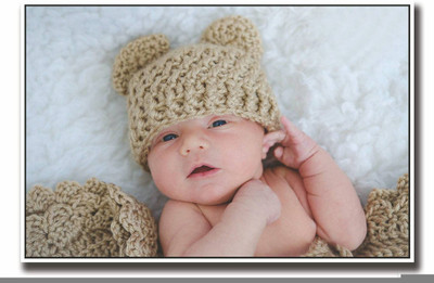 

Akhuratha Wall Poster For Room Cute Adorable Baby Child's Love New Born Infant Kids Toddlers Smiling Paper Print(12 inch X 18 inch, Rolled)