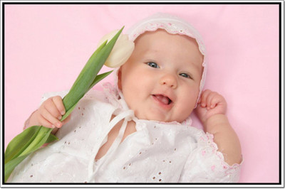 

Akhuratha Wall Poster For Room Cute Adorable Baby Child's Love New Born Infant Kids Toddlers Smiling Paper Print(12 inch X 18 inch, Rolled)