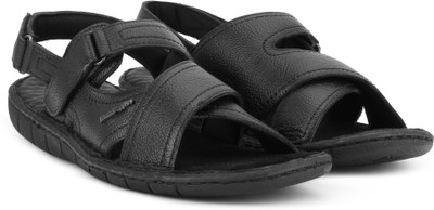 

Hush Puppies Men Black Casual