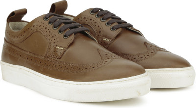 

United Colors of Benetton Sneakers For Men(Brown, 901