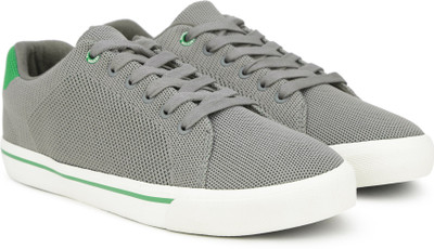 

United Colors of Benetton Sneakers For Men(Grey, 901