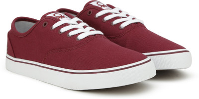

United Colors of Benetton Sneakers For Men(Maroon, 901