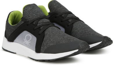 

United Colors of Benetton Sneakers For Men(Black, Grey, 902
