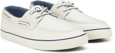 benetton boat shoes